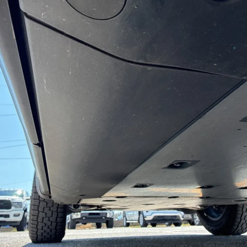 2025 Rivian R1S Adventure Dual-Motor