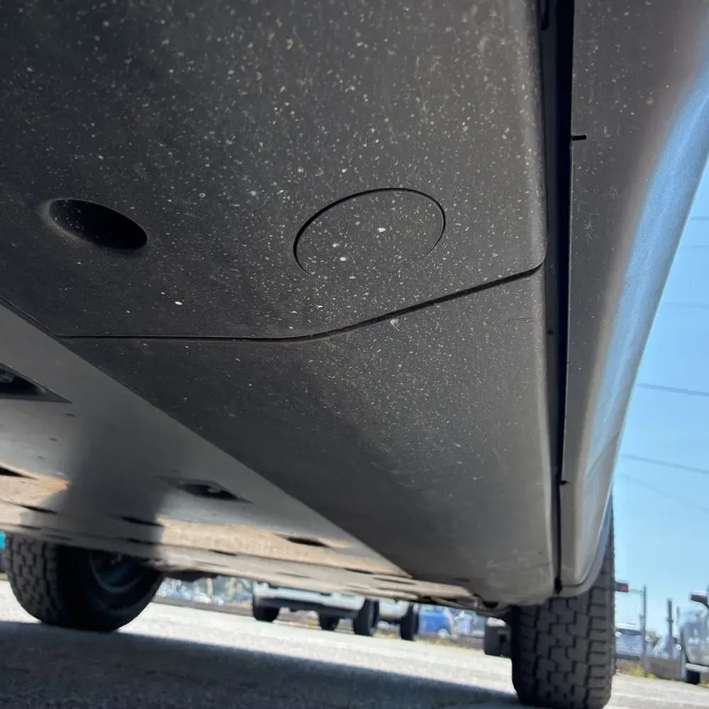 2025 Rivian R1S Adventure Dual-Motor