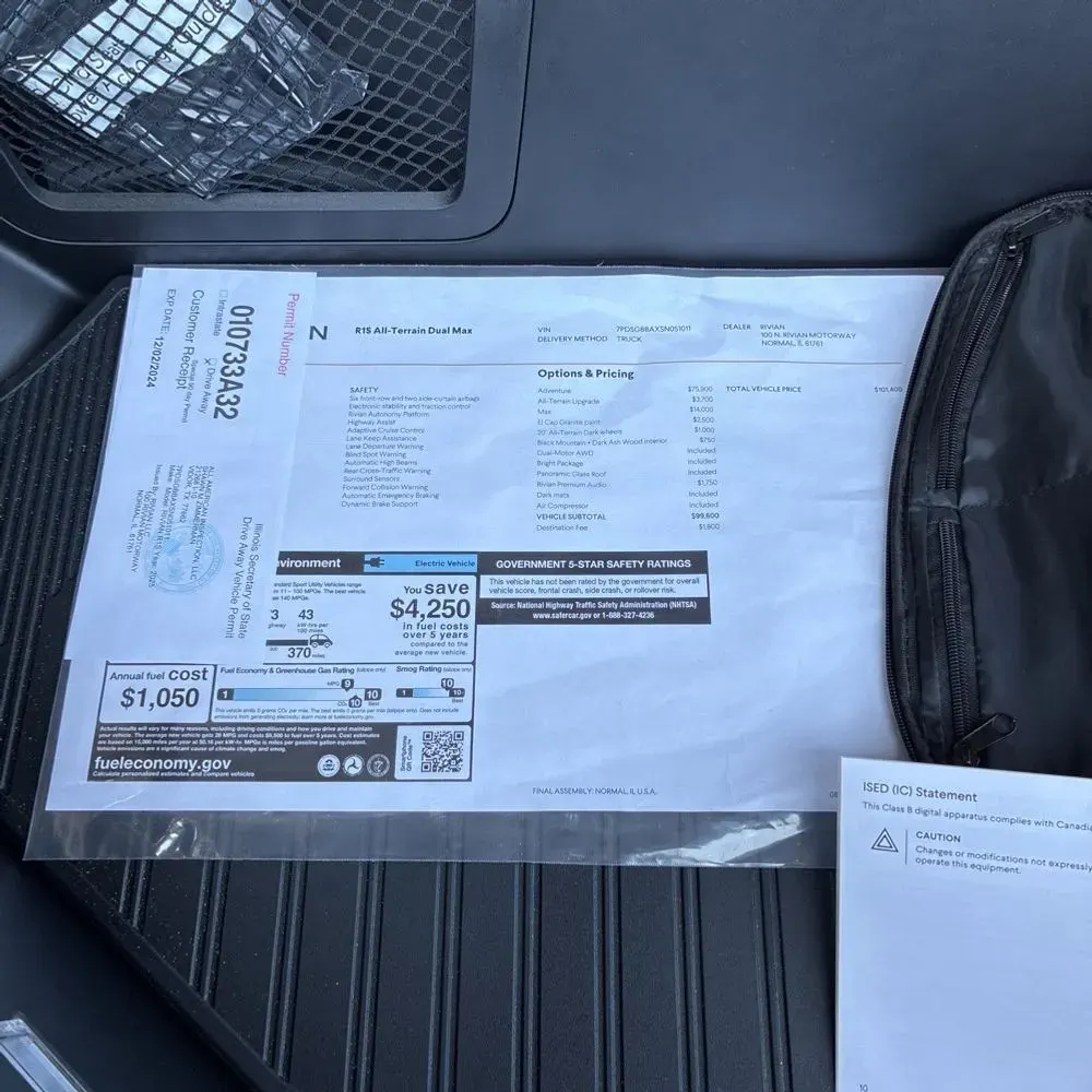 2025 Rivian R1S Adventure Dual-Motor