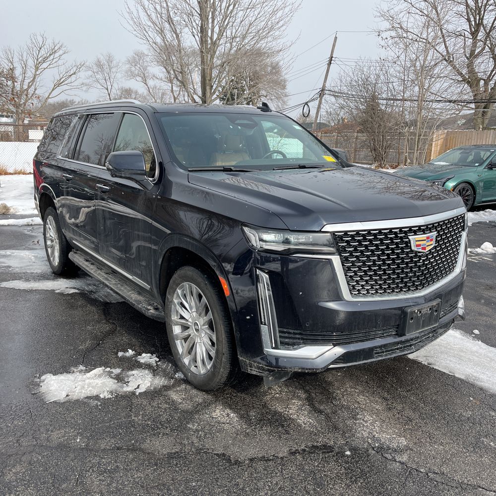 2022 Cadillac Escalade ESV Premium Luxury