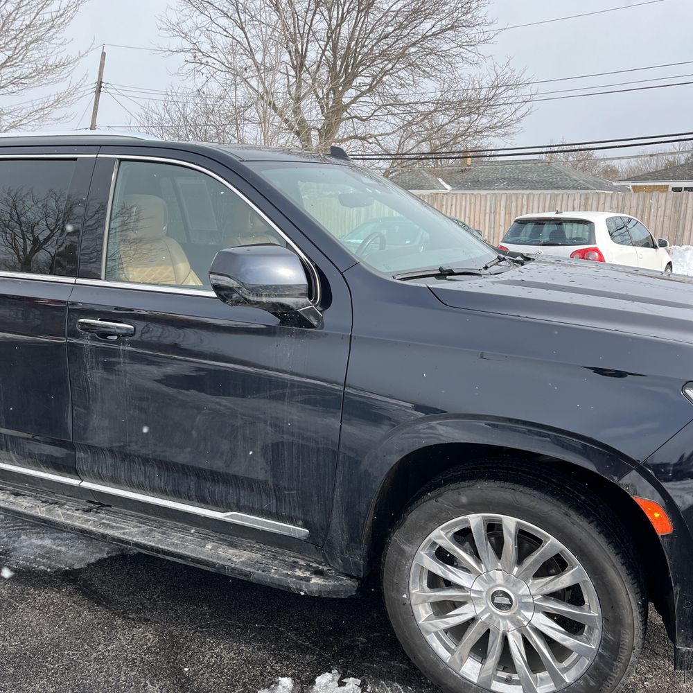 2022 Cadillac Escalade ESV Premium Luxury