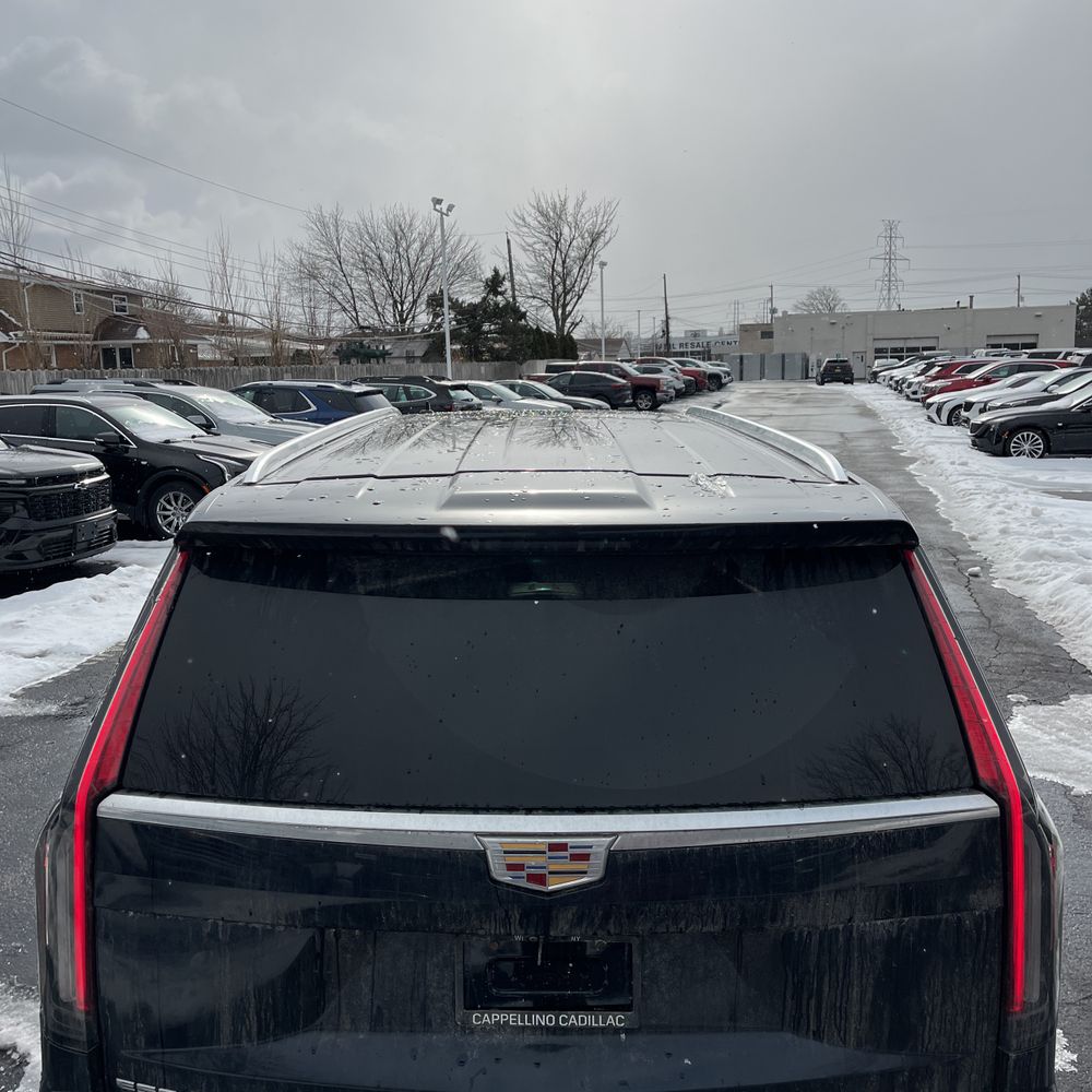 2022 Cadillac Escalade ESV Premium Luxury