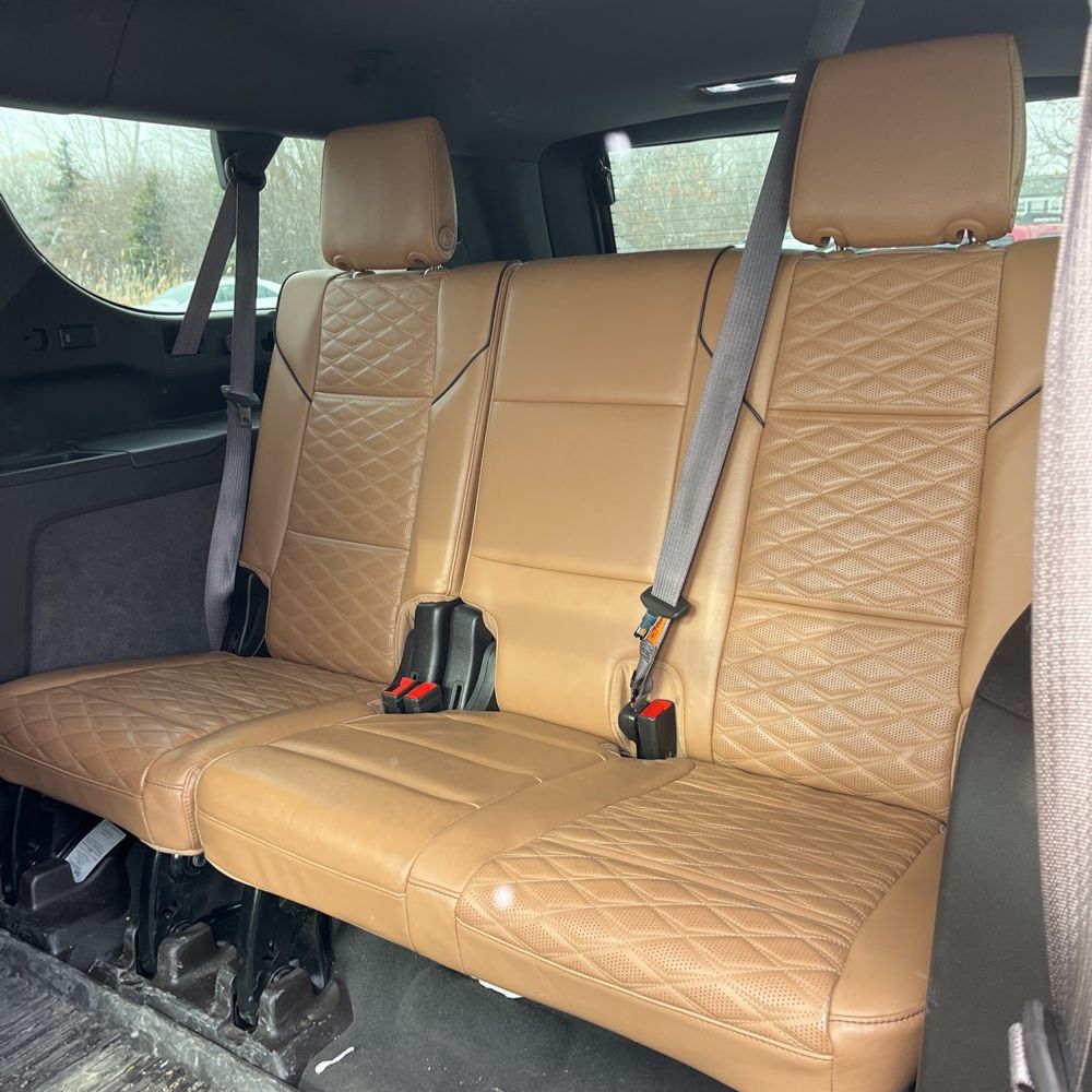 2022 Cadillac Escalade ESV Premium Luxury
