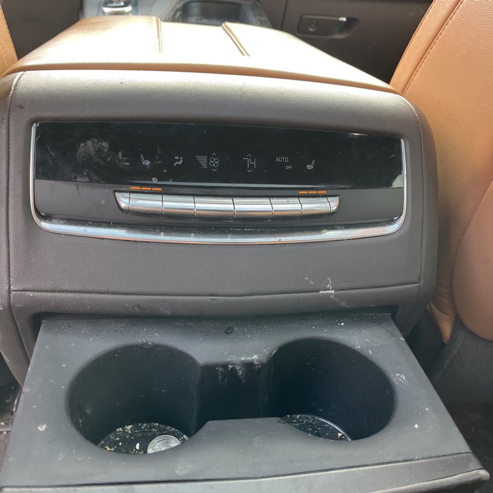 2022 Cadillac Escalade ESV Premium Luxury