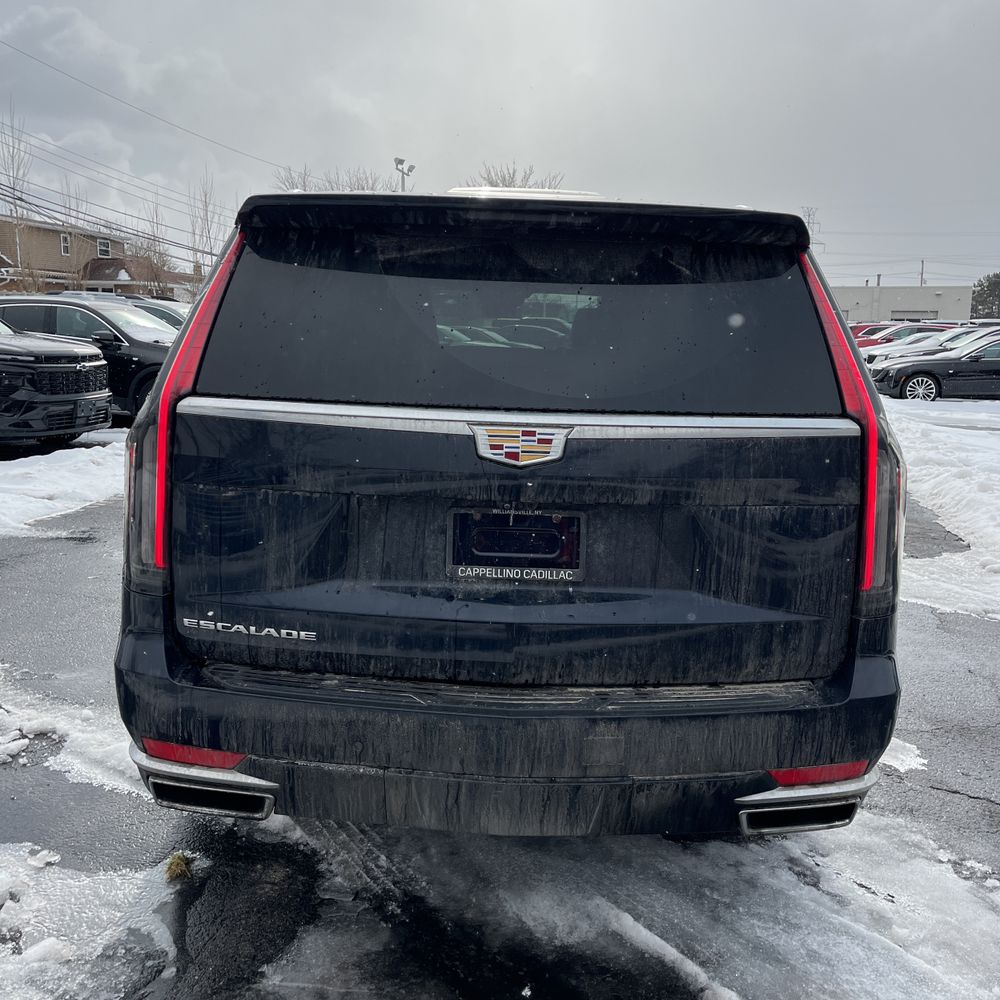 2022 Cadillac Escalade ESV Premium Luxury