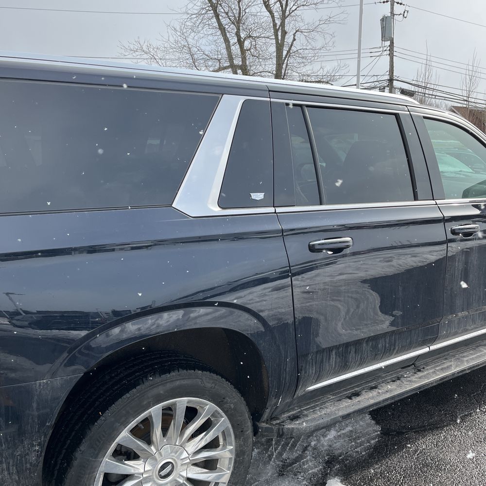 2022 Cadillac Escalade ESV Premium Luxury