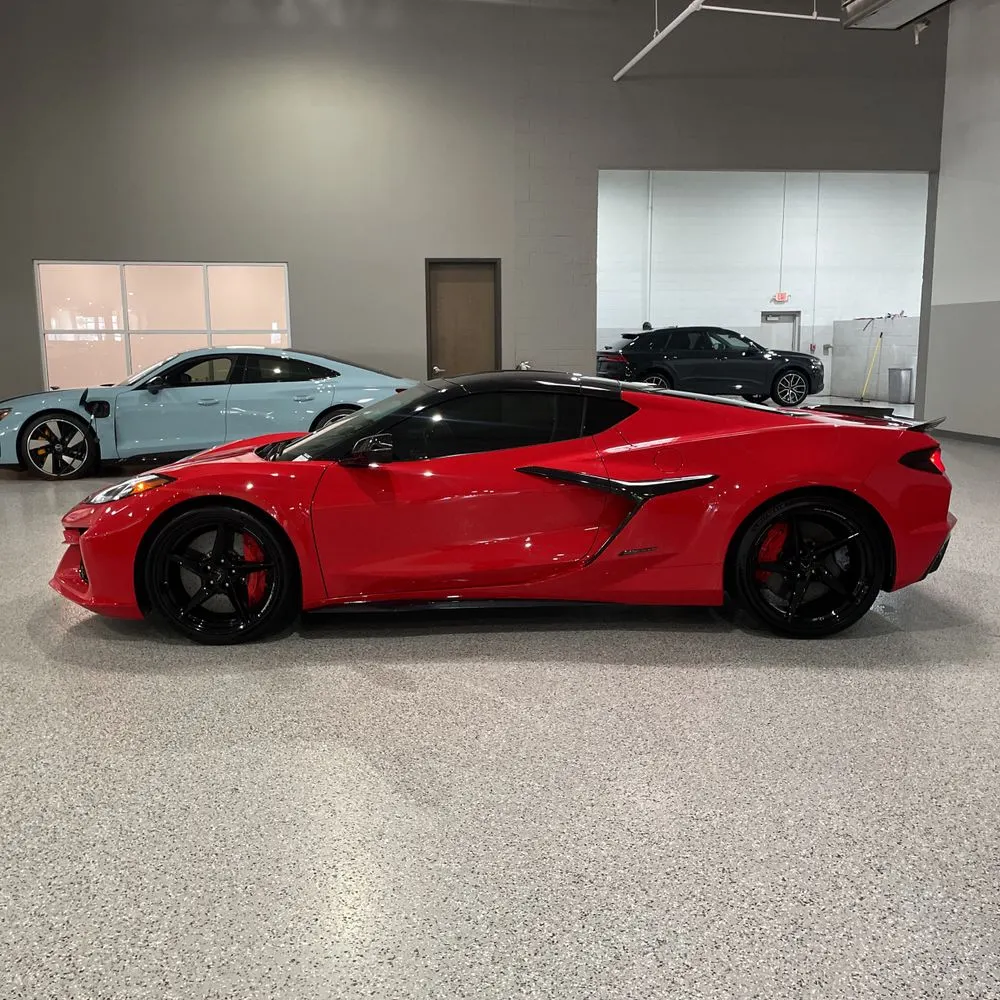 2025 Chevrolet Corvette E-Ray