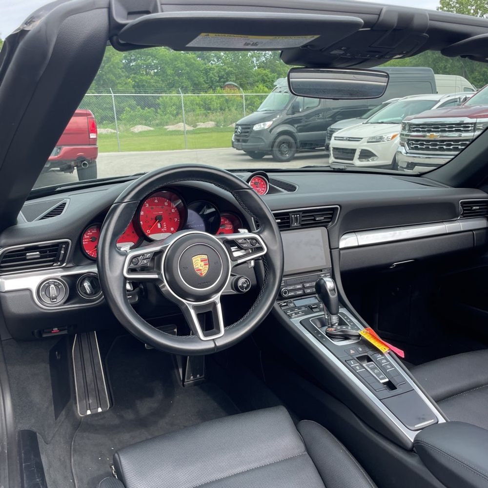 2017 Porsche 911 Carrera 4S