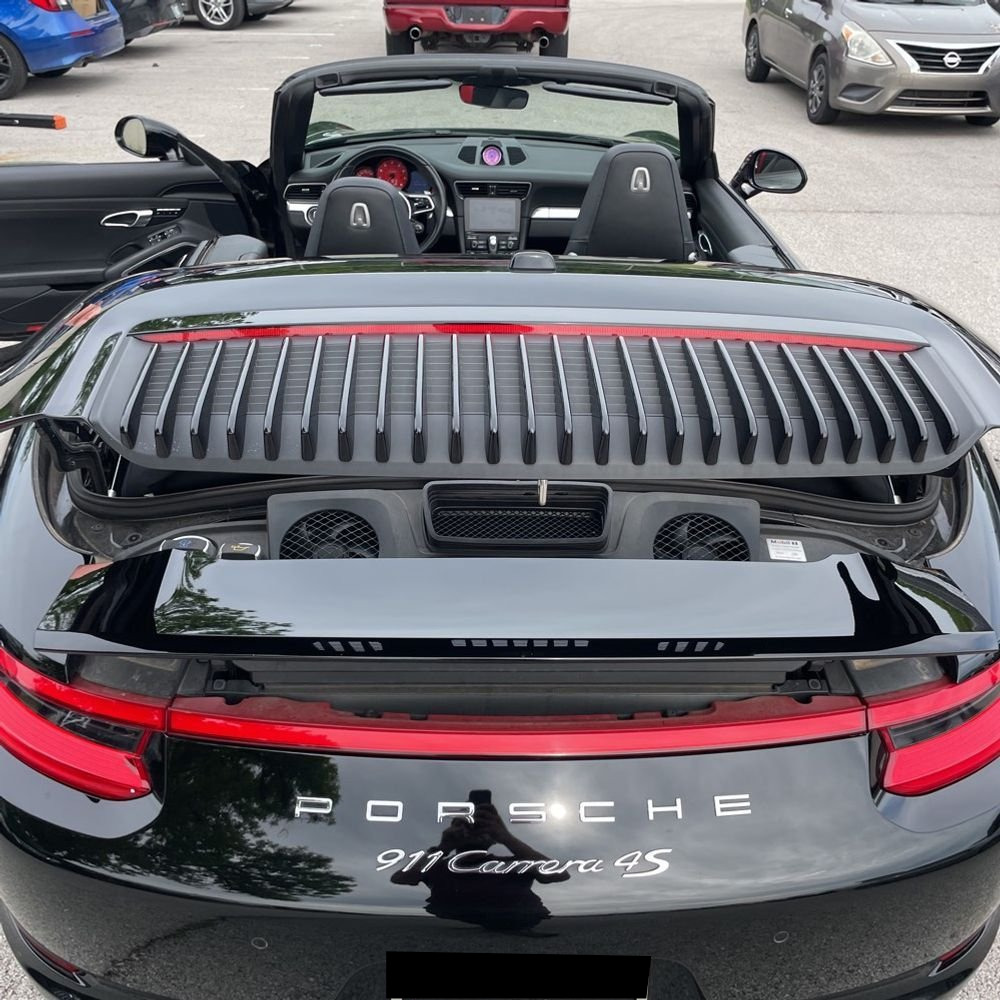 2017 Porsche 911 Carrera 4S