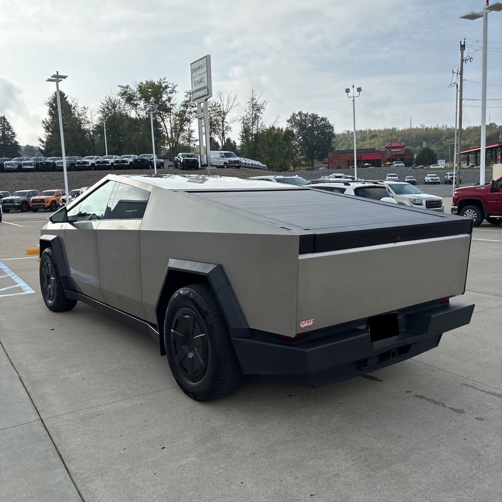 2024 Tesla Cybertruck CyberBeast