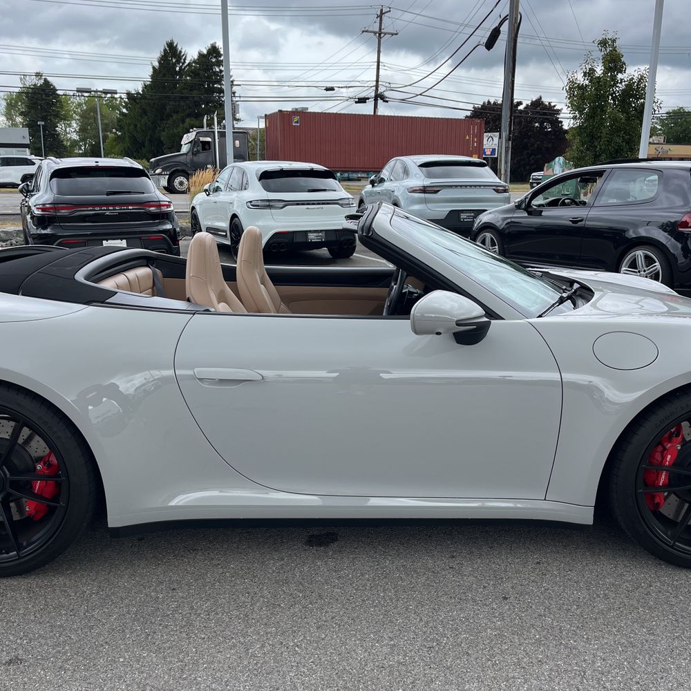 2023 Porsche 911 Carrera GTS