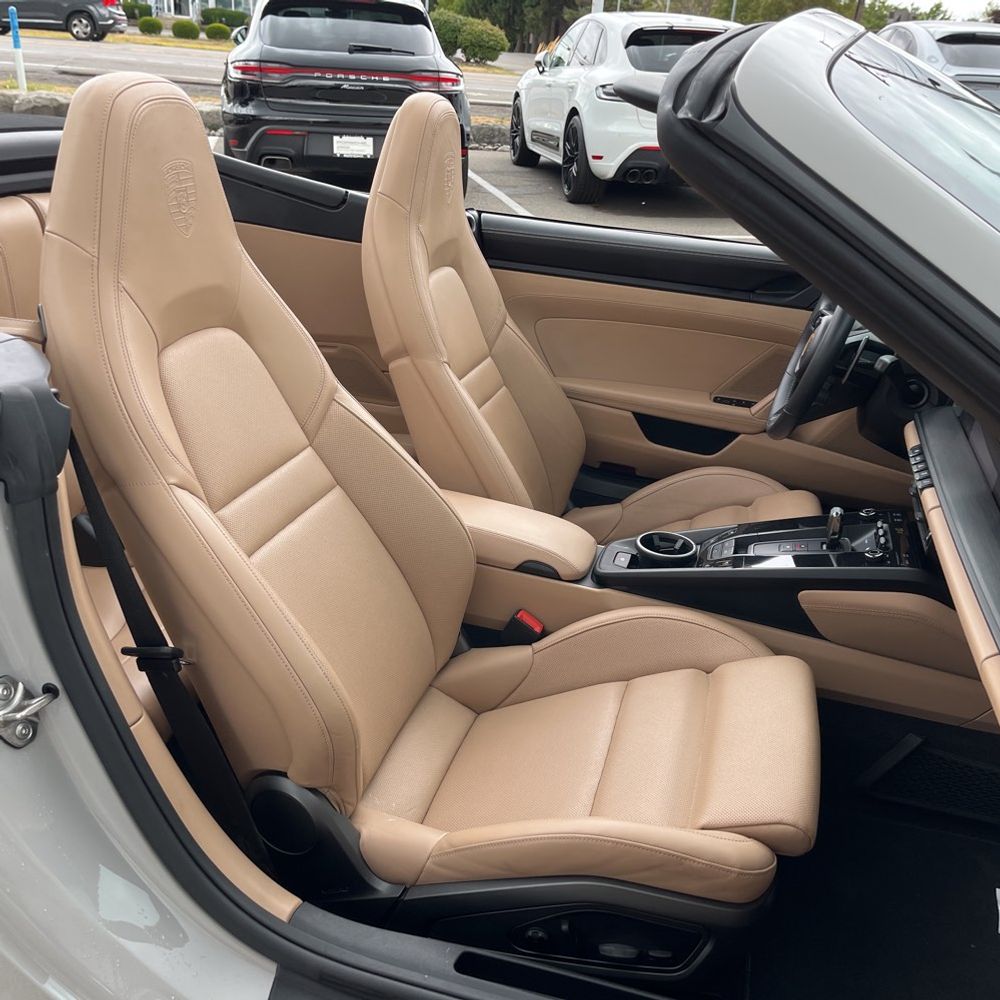 2023 Porsche 911 Carrera GTS