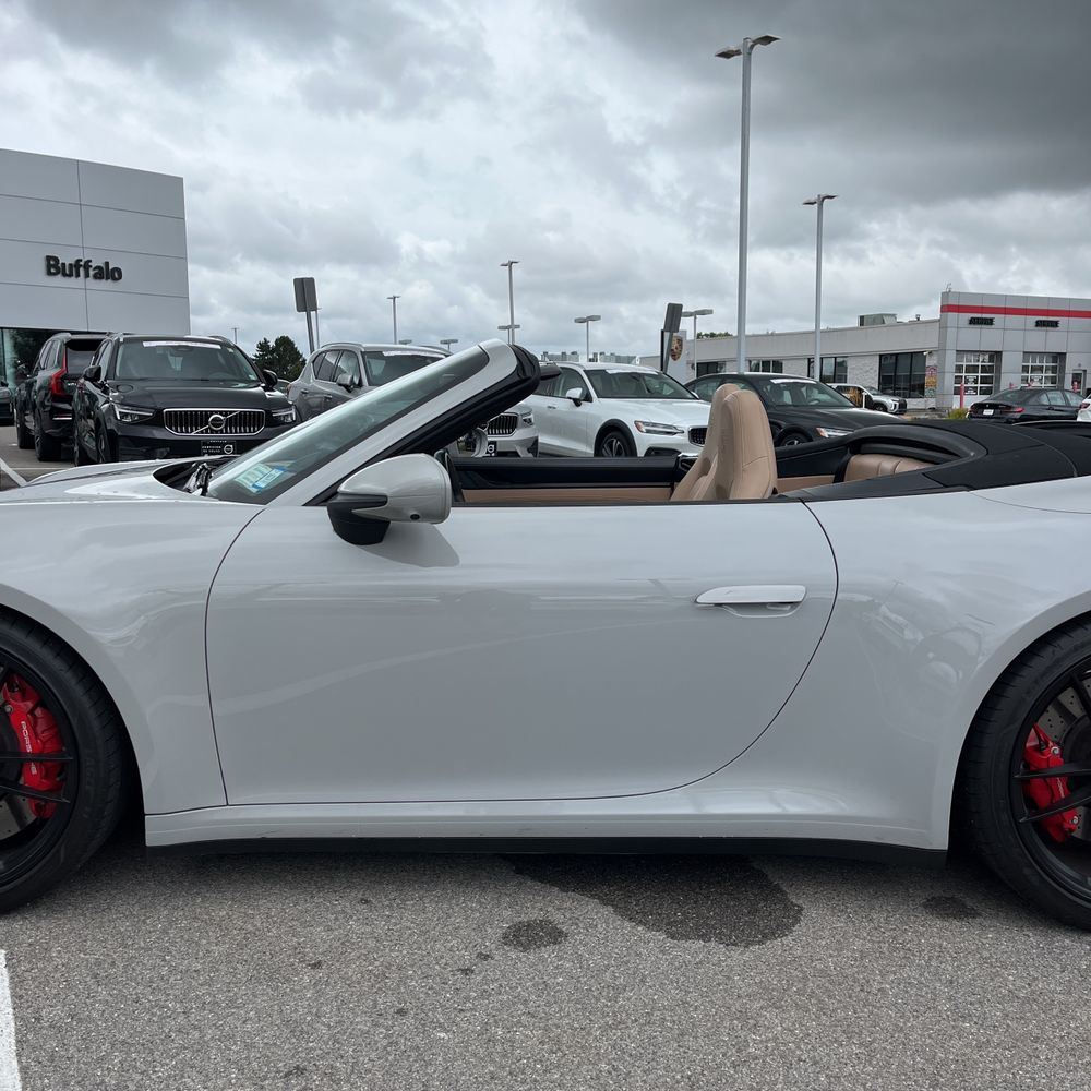 2023 Porsche 911 Carrera GTS