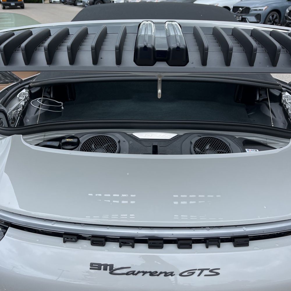 2023 Porsche 911 Carrera GTS