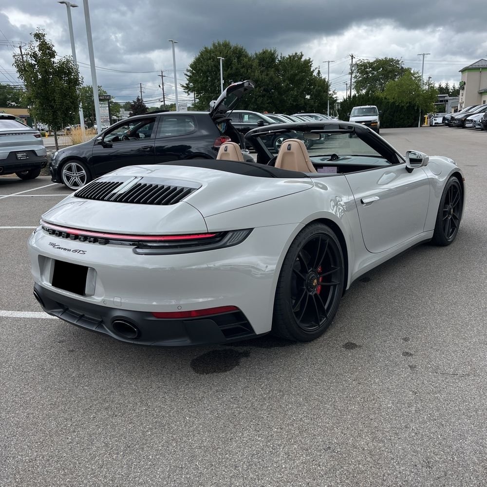 2023 Porsche 911 Carrera GTS