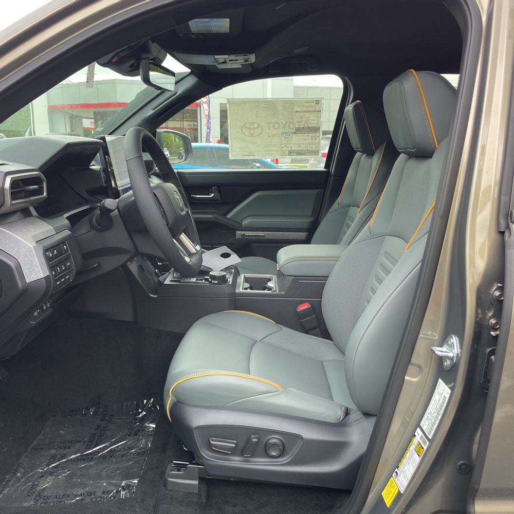 2025 Toyota Tacoma Trailhunter HV