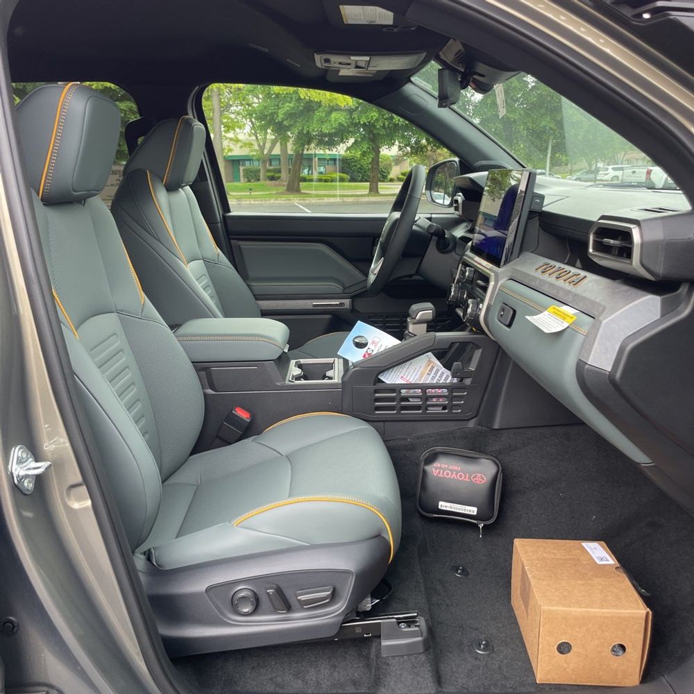 2025 Toyota Tacoma Trailhunter HV