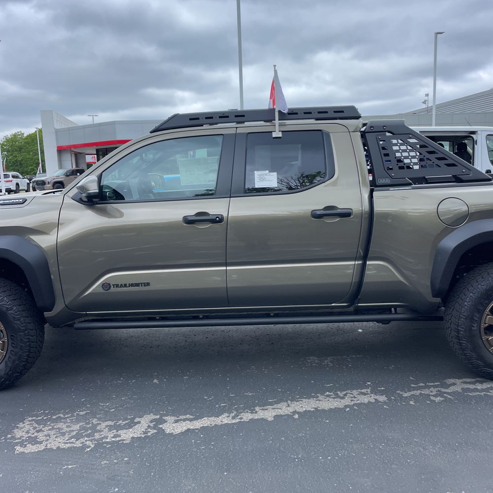 2025 Toyota Tacoma Trailhunter HV