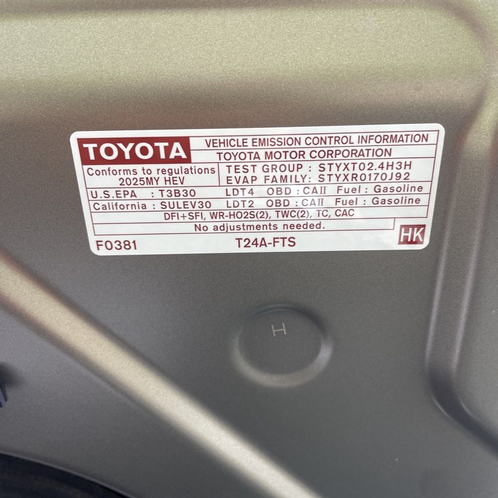 2025 Toyota Tacoma Trailhunter HV