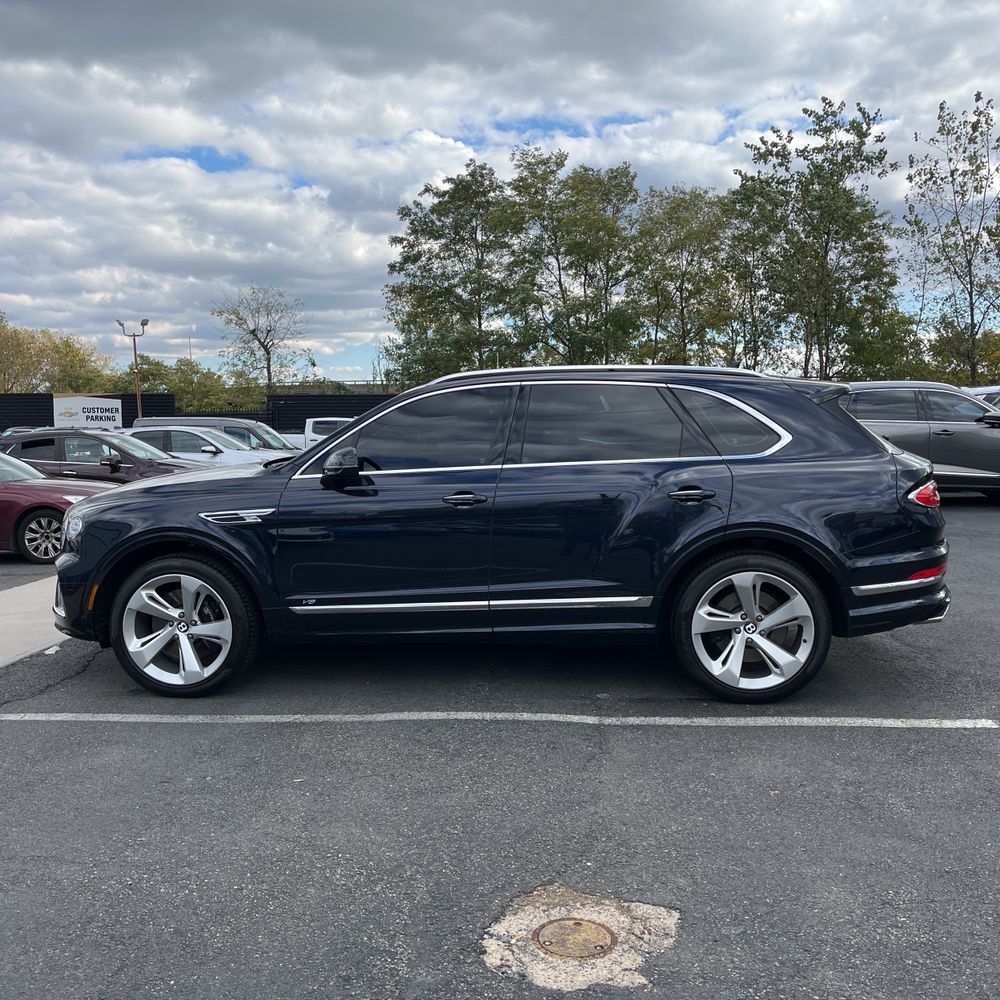 2021 Bentley Bentayga V8