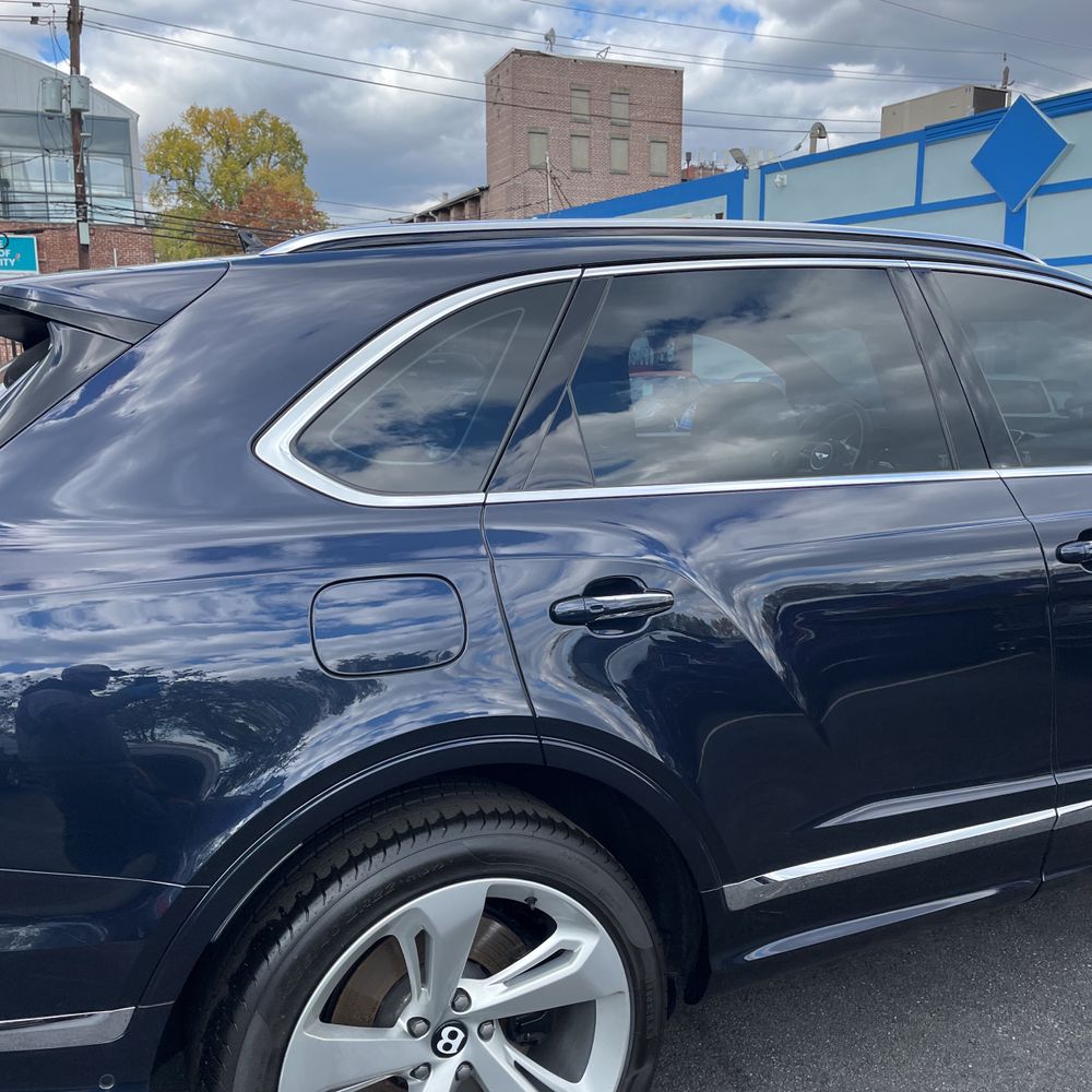 2021 Bentley Bentayga V8