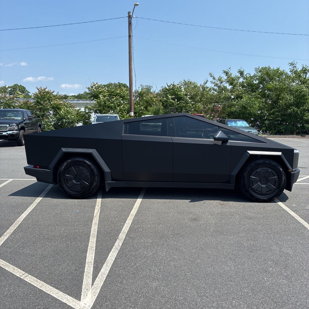 2024 Tesla Cybertruck Base