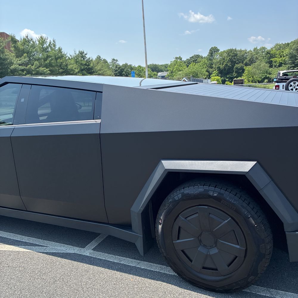 2024 Tesla Cybertruck Base