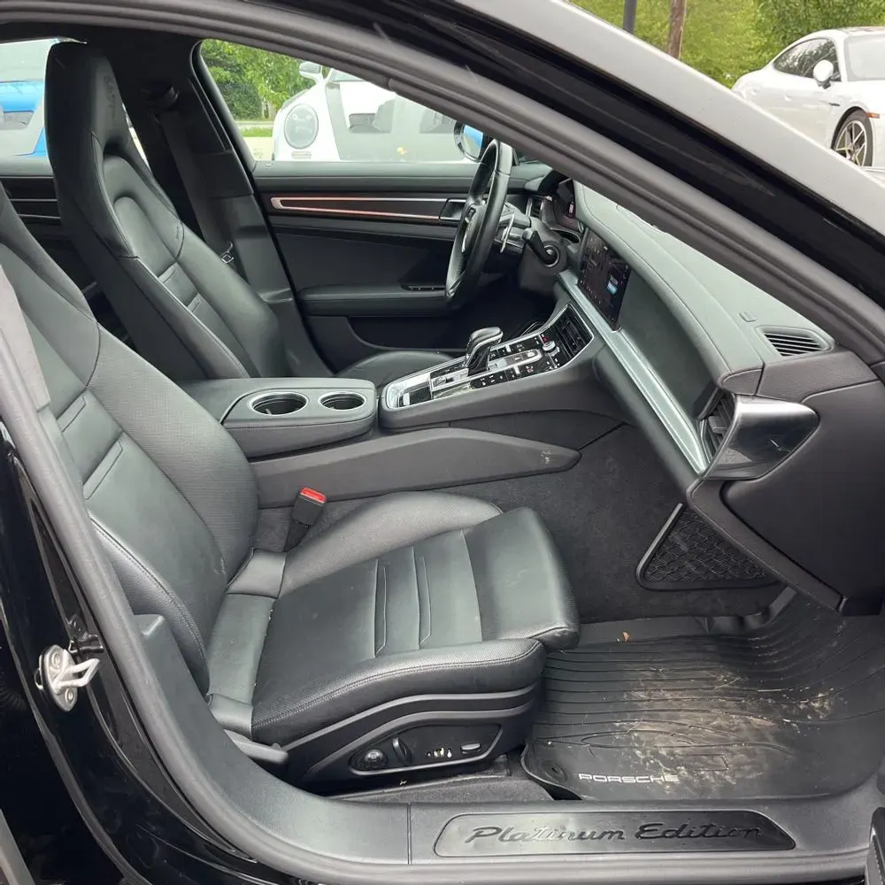 2022 Porsche Panamera 4