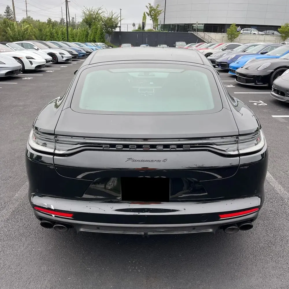 2022 Porsche Panamera 4