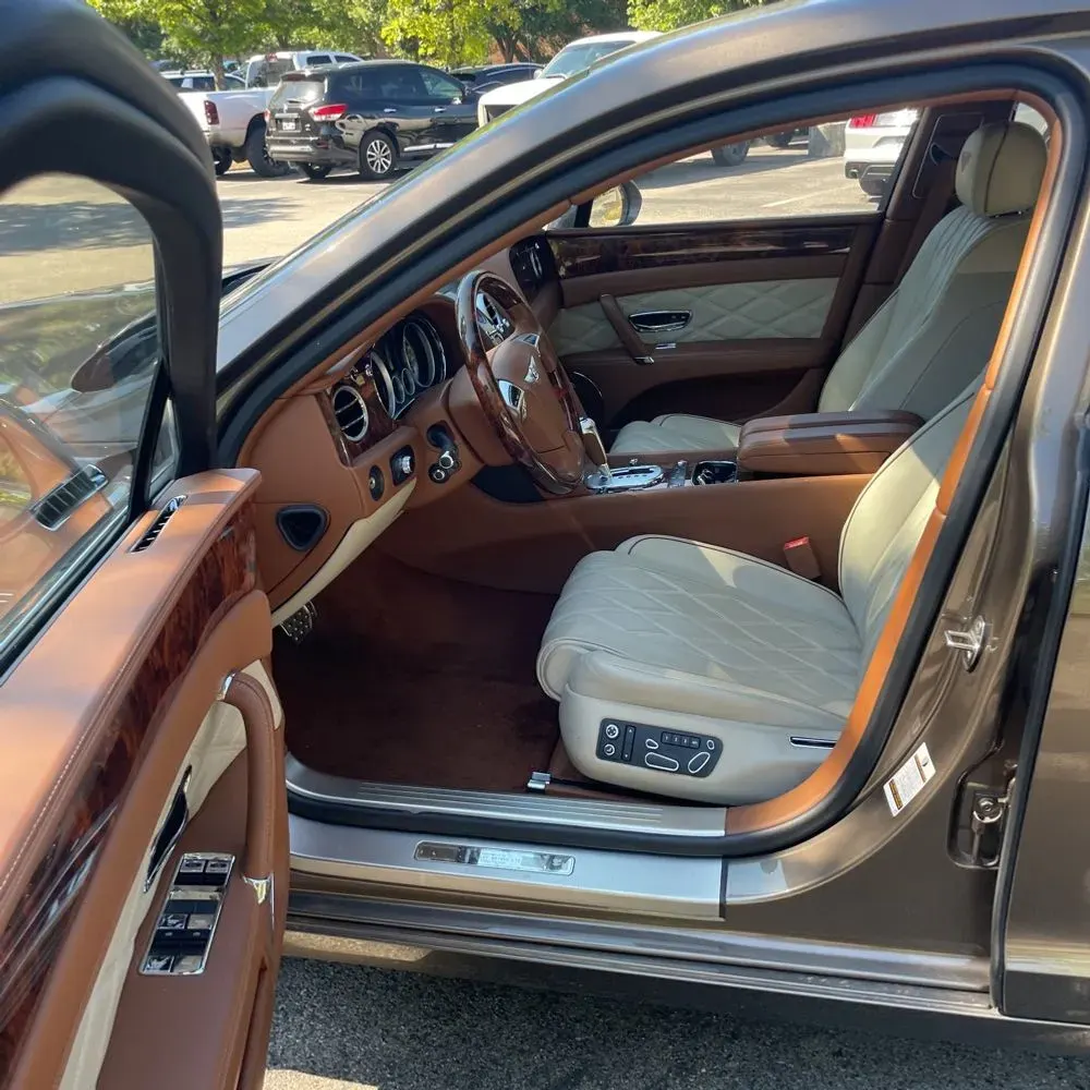 2014 Bentley Flying Spur Base