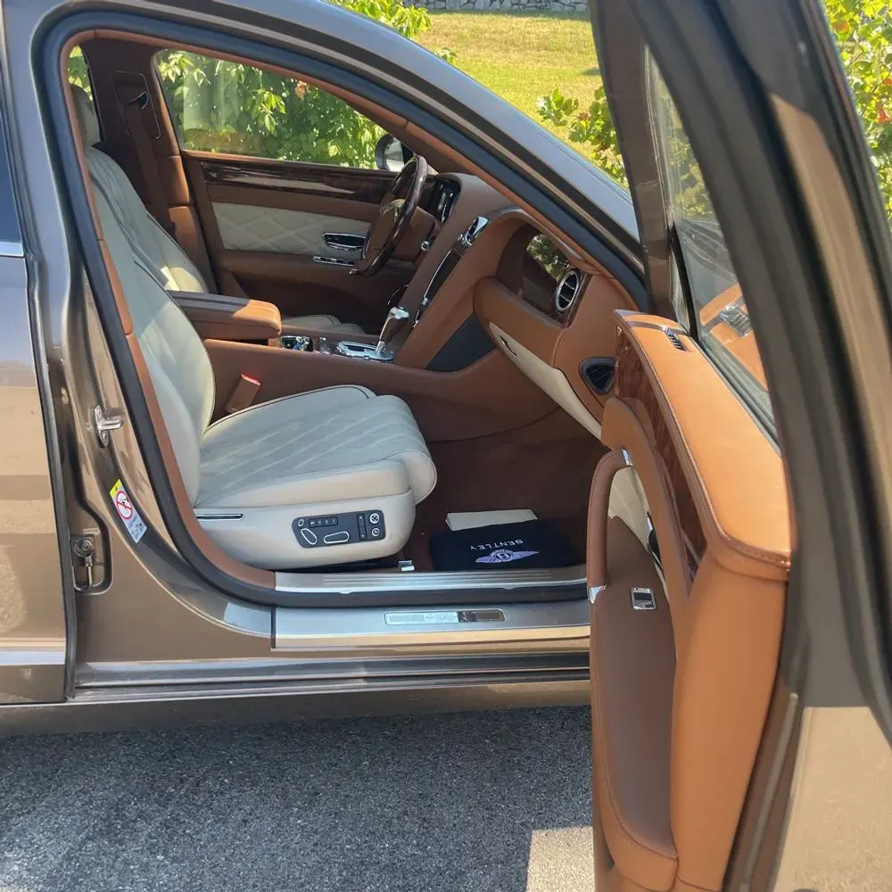 2014 Bentley Flying Spur Base