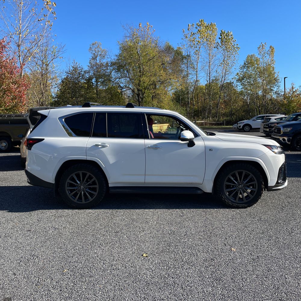 2024 Lexus LX 600 F SPORT Handling