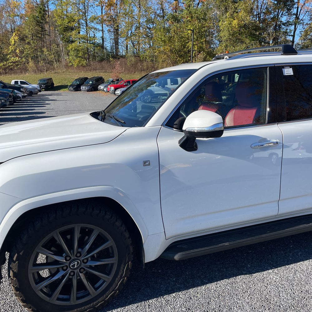 2024 Lexus LX 600 F SPORT Handling