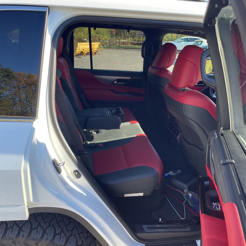 2024 Lexus LX 600 F SPORT Handling