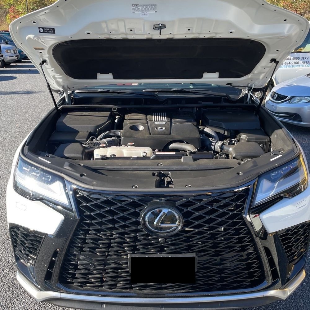 2024 Lexus LX 600 F SPORT Handling