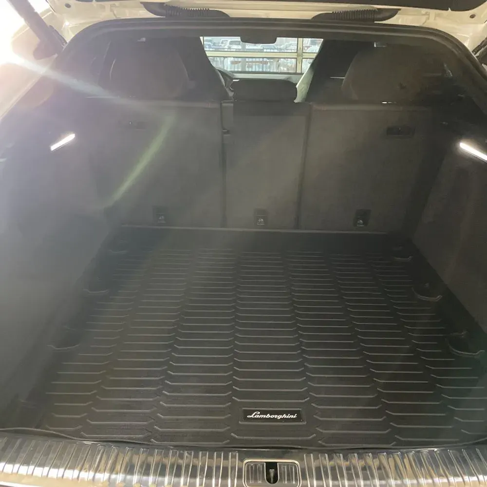 2023 Lamborghini Urus Base