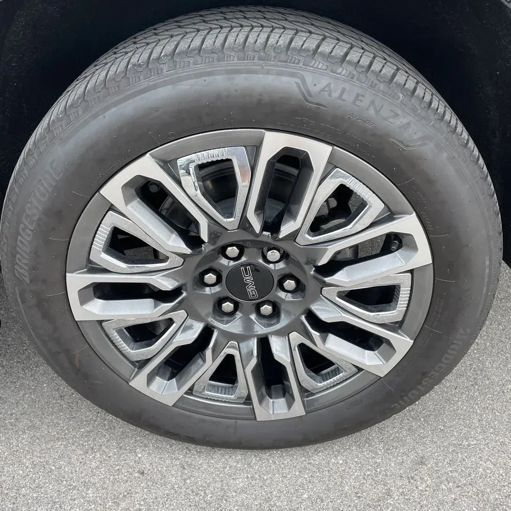 2024 GMC Yukon XL Denali Ultimate
