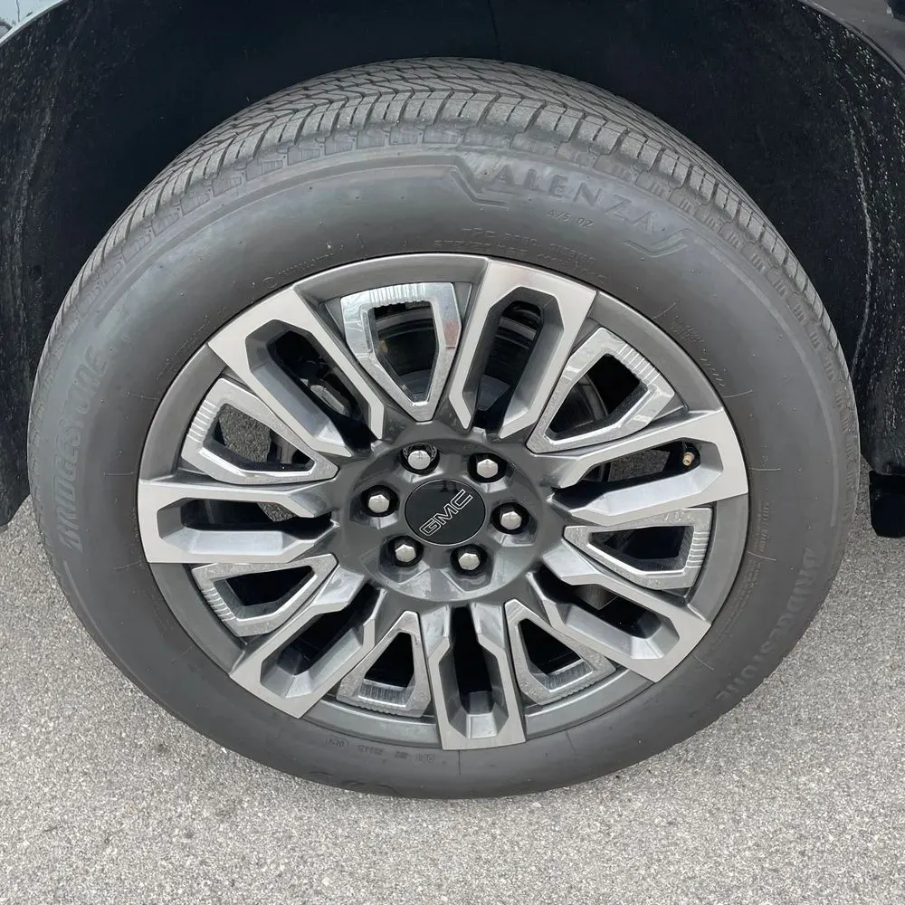 2024 GMC Yukon XL Denali Ultimate