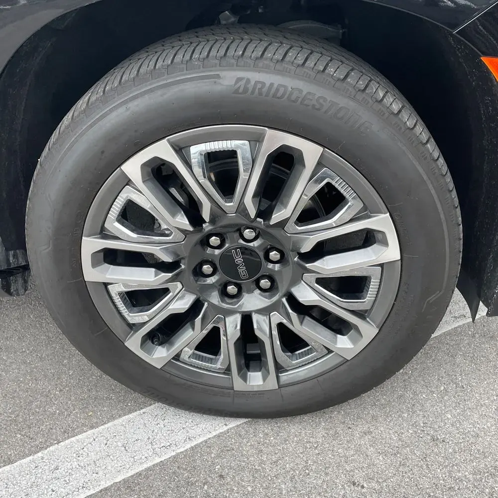 2024 GMC Yukon XL Denali Ultimate