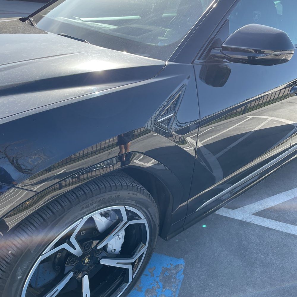 2020 Lamborghini Urus Base