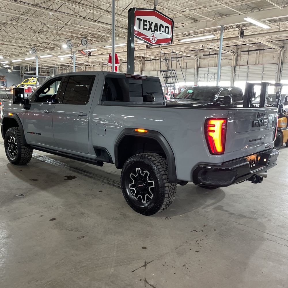 2025 GMC Sierra 2500HD AT4X