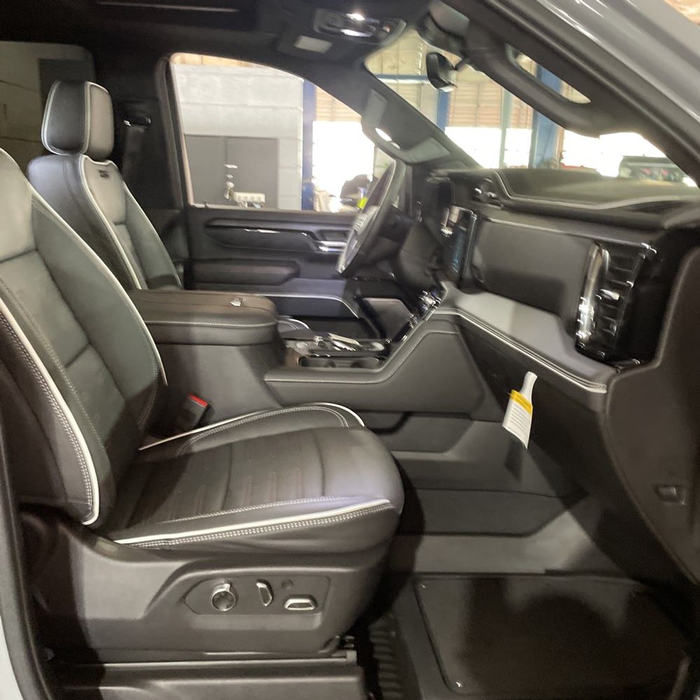 2025 GMC Sierra 2500HD AT4X