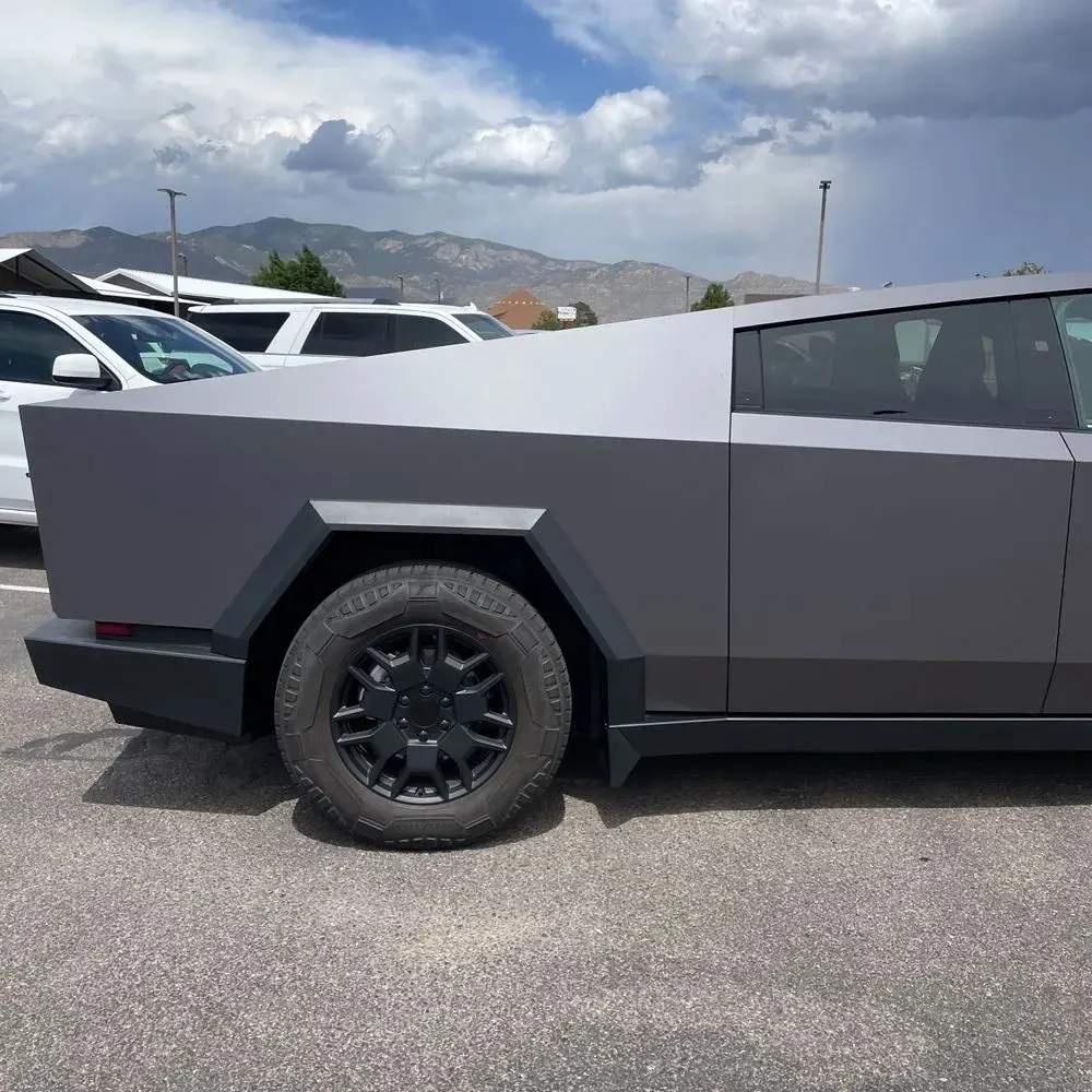 2024 Tesla Cybertruck Base