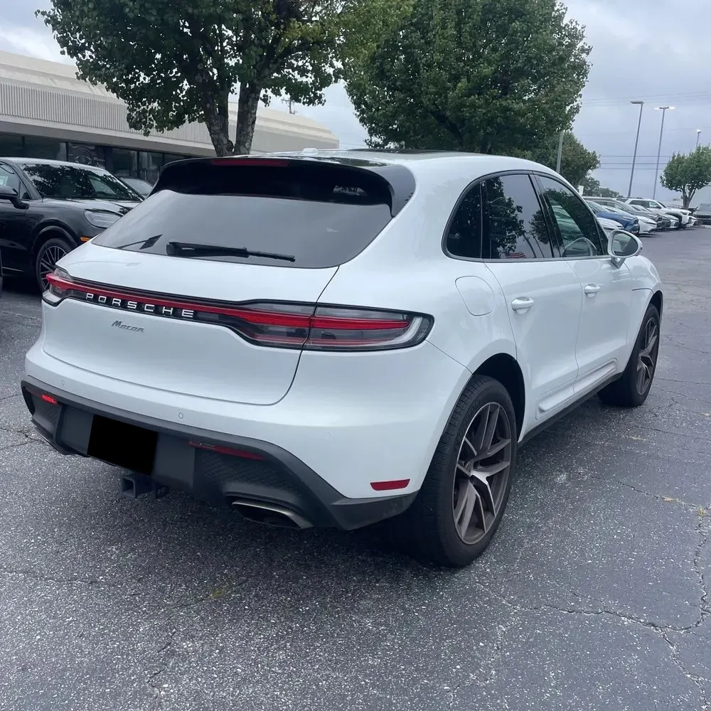 2024 Porsche Macan Base