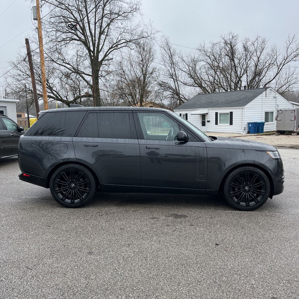 2024 Land Rover Range Rover P530 SE