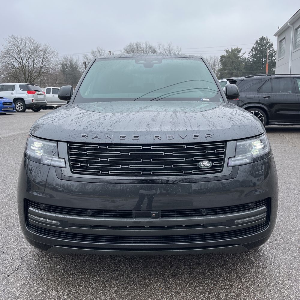 2024 Land Rover Range Rover P530 SE