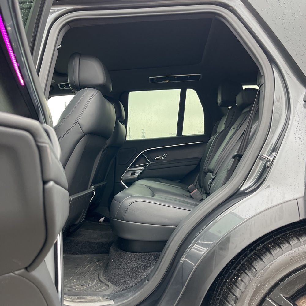 2024 Land Rover Range Rover P530 SE