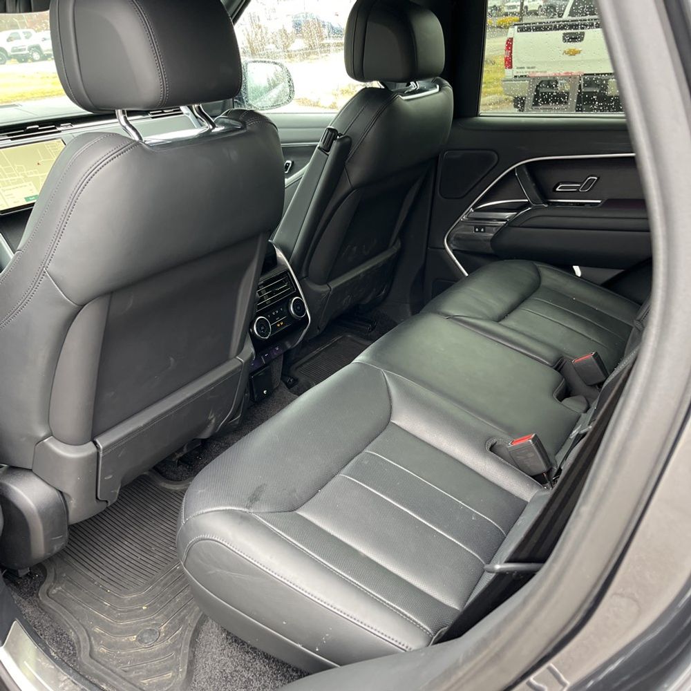 2024 Land Rover Range Rover P530 SE