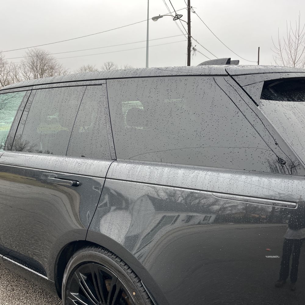 2024 Land Rover Range Rover P530 SE