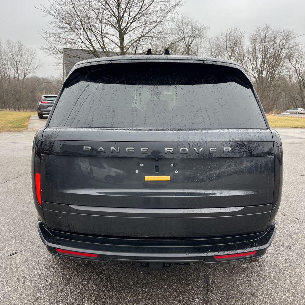 2024 Land Rover Range Rover P530 SE